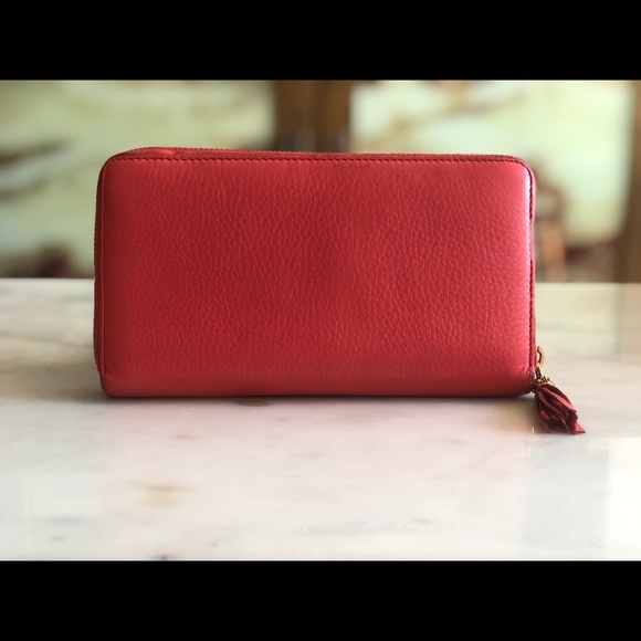 Gucci Soho Zip Around Wallet - Picture 2 of 4